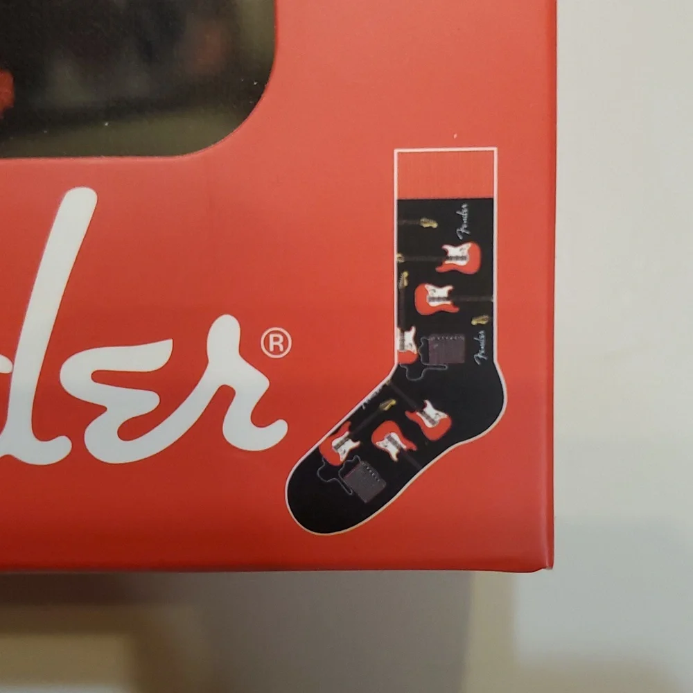 NIB - Fender Socks - Unisex - Picture 2 of 3